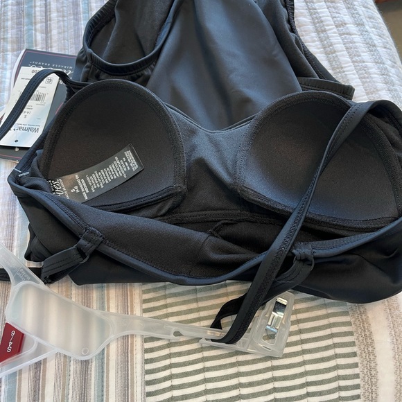 Curves by Miracle Brand Swimsuit - Picture 9 of 11